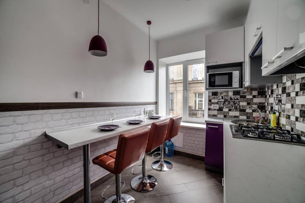 Romantic Apartments - Центр Львова , З Видом На Місто 外观 照片